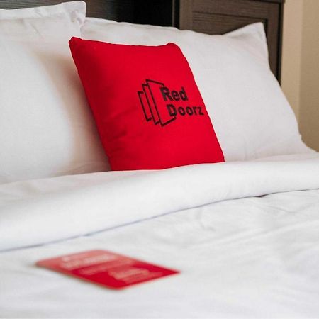 Reddoorz @ Simpang Pos Medan Hotel Exterior photo